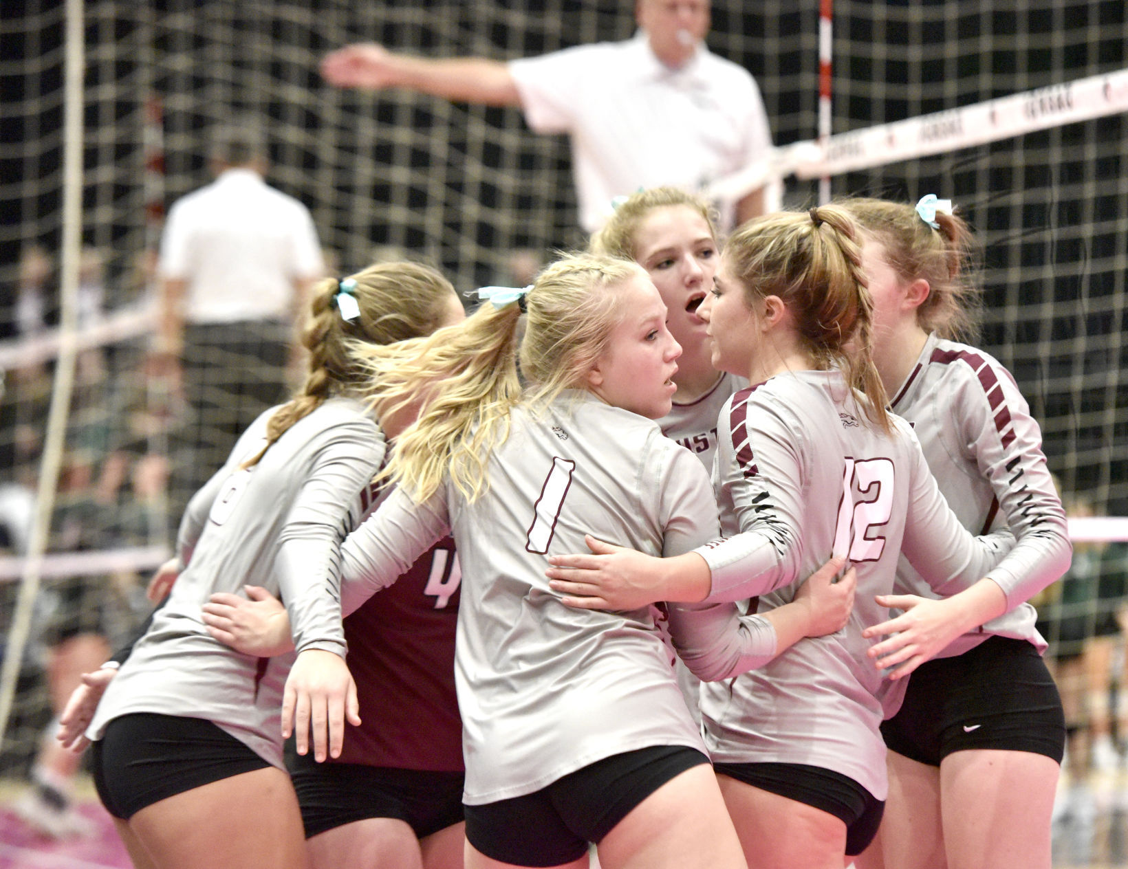 Independence vs Cedar Rapids Xavier state volleyball